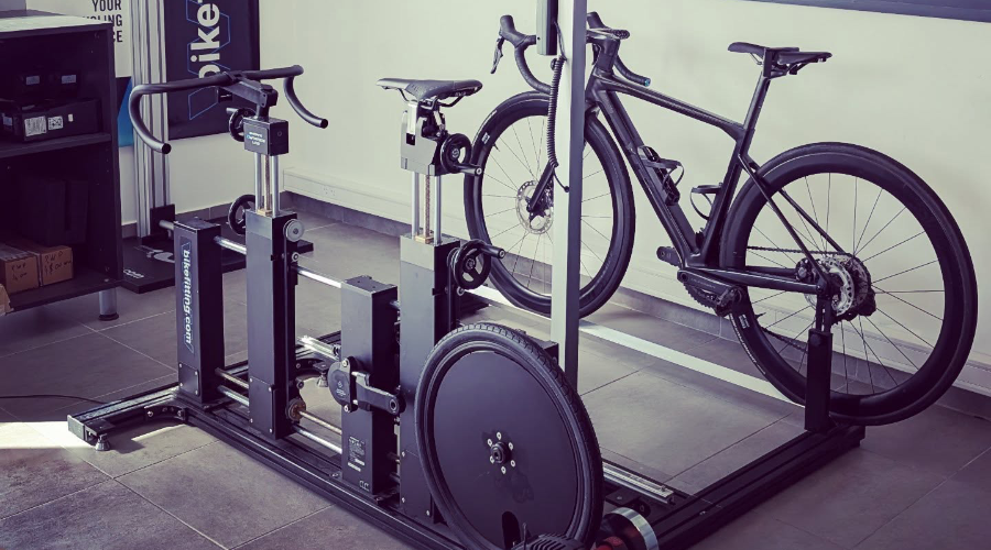 Plateforme Shimano Bikefitting Veloland Lorient — équipement professionnel d'étude posturale